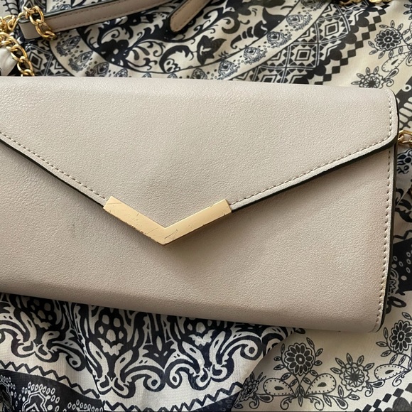 Small crossbody purse - Picture 2 of 7